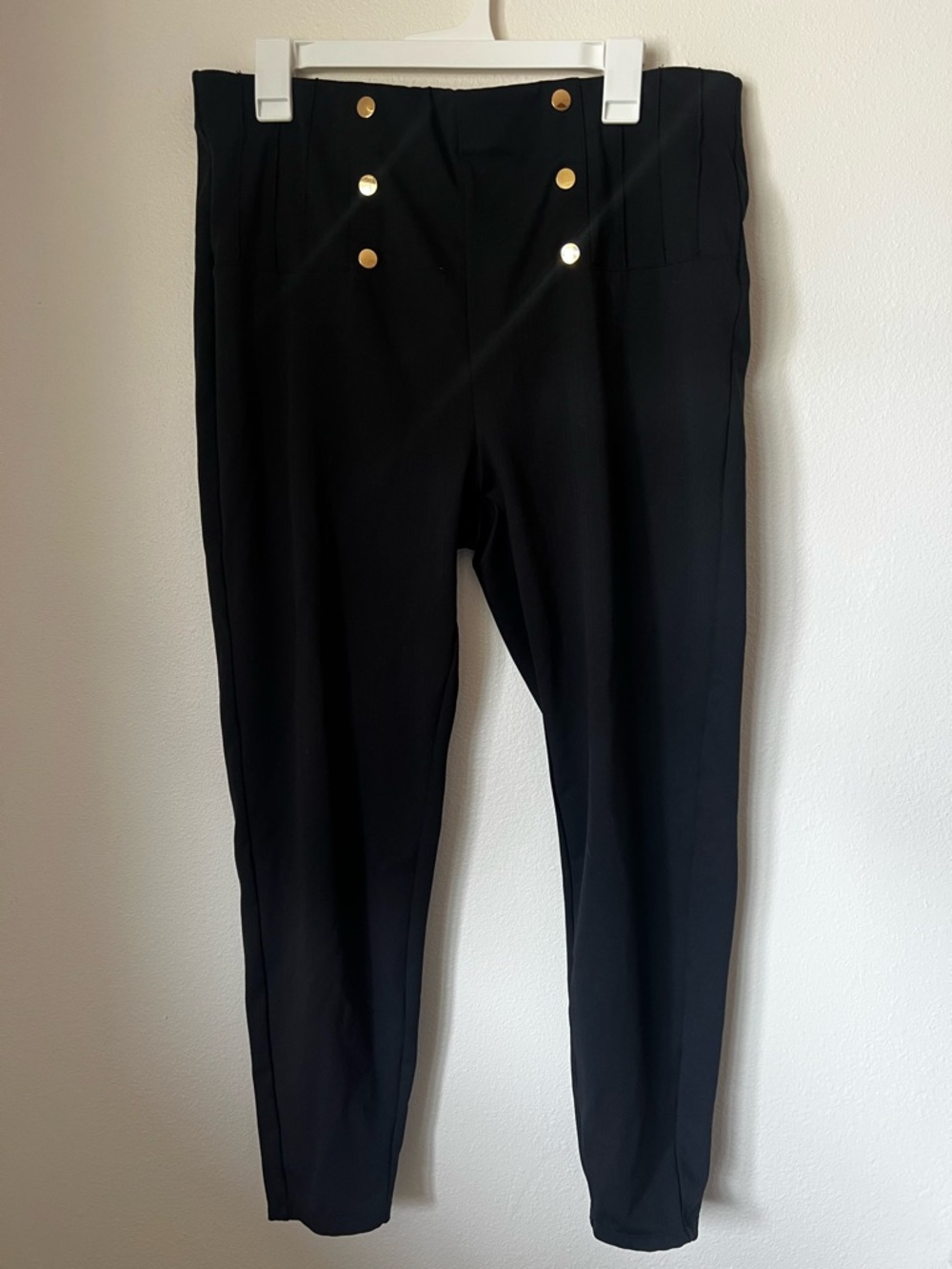 Halara Black Tapered Pants XL Gold Button High Waist Stretch Ankle Pants